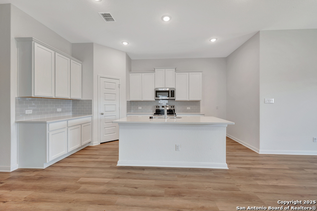 10315 Goodison Drive Property Photo 4