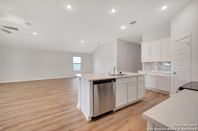 10315 Goodison Drive Property Photo 5