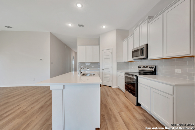 10315 Goodison Drive Property Photo 6