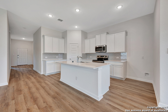 10315 Goodison Drive Property Photo 7