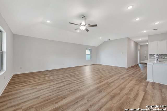 10315 Goodison Drive Property Photo 8