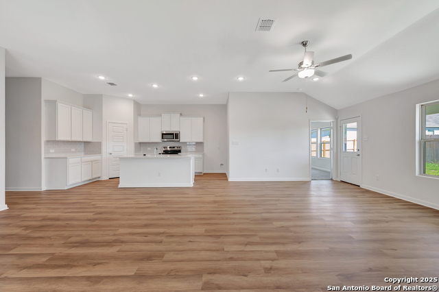 10315 Goodison Drive Property Photo 9