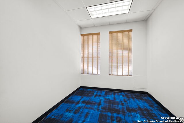 8627 Cinnamon Crk Property Photo 14