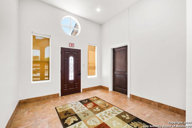 8627 Cinnamon Crk Property Photo 21
