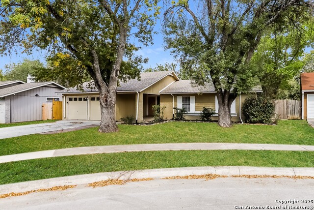 8107 Fort Yuma Property Photo