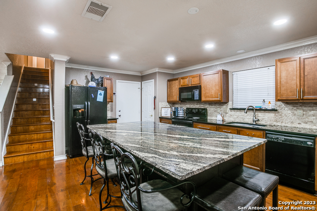 2230 Bedford Stage Property Photo 5