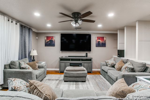 2230 Bedford Stage Property Photo 8