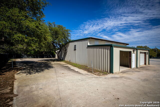 180 Spring Mountain Property Photo 7