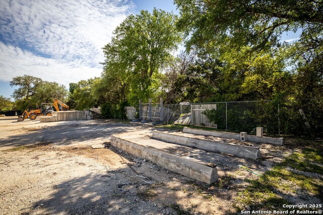 180 Spring Mountain Property Photo 16