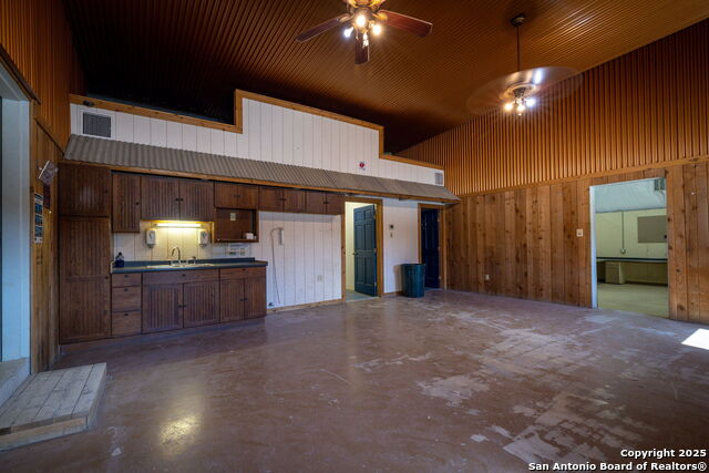 180 Spring Mountain Property Photo 30