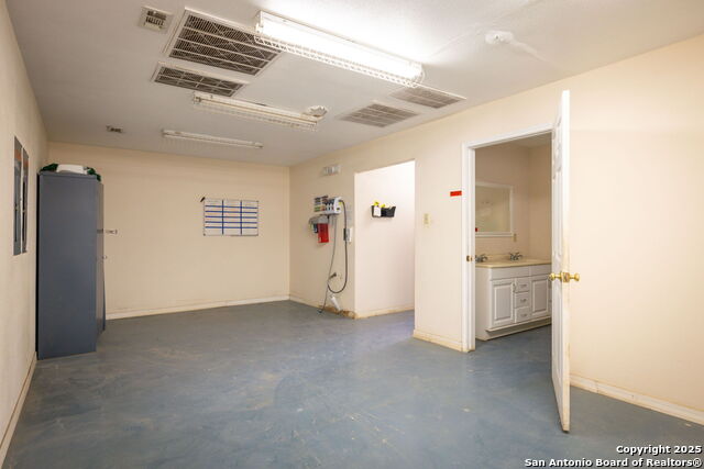 180 Spring Mountain Property Photo 32