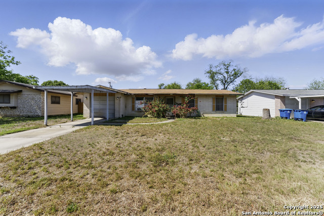 5239 Coral Mist Property Photo 1