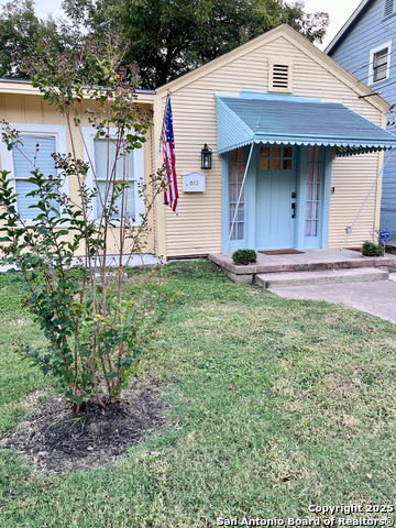 614 E Mulberry Property Photo