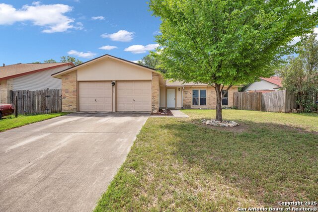 5906 Kissing Oak Property Photo