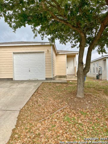 15417 Kamary Ln Property Photo