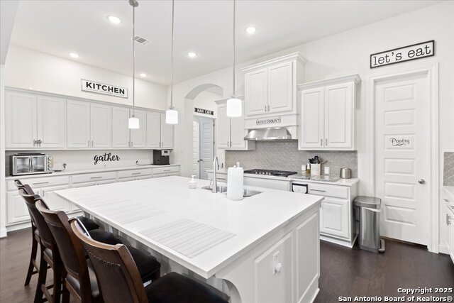 6957 Hallie Loop Property Photo 13