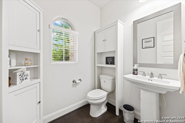 6957 Hallie Loop Property Photo 36