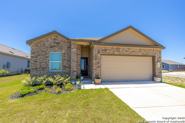 209 Wolf Crest Property Photo 1