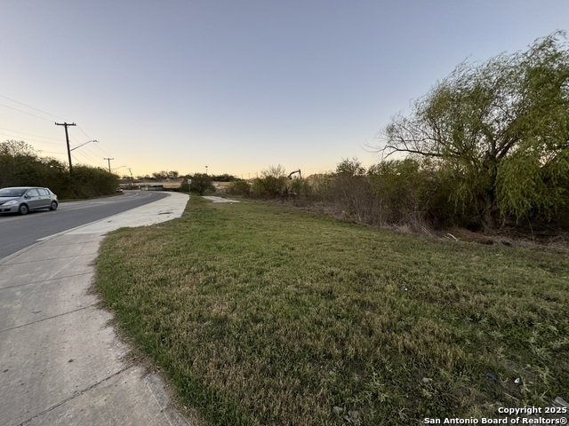 0000 Pearsall Rd Property Photo