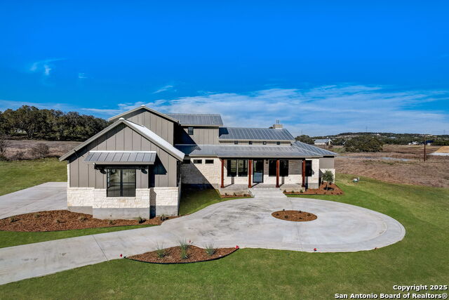 748 Annabelle Property Photo 1