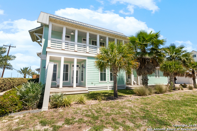 125 Fish Hook Property Photo