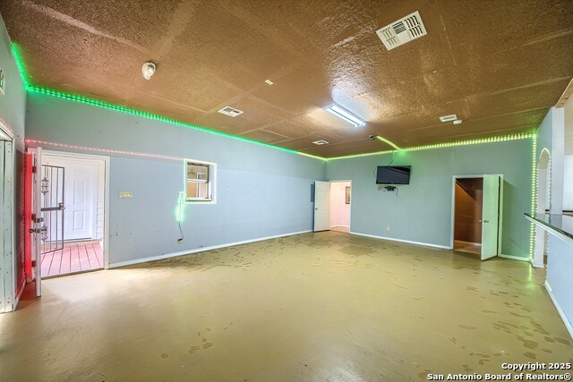 19015 K Property Photo 10