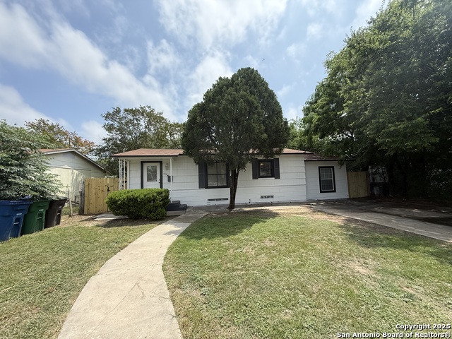 514 Fresno Property Photo 1