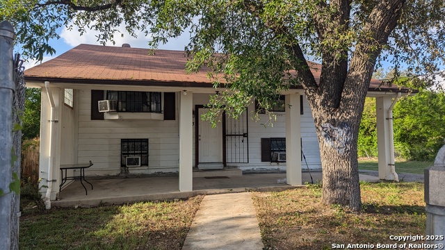 213 Earl Property Photo