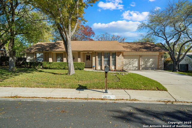 2935 Burnt Oak Property Photo 1