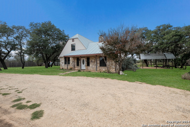 200 Blue Bonnet Property Photo
