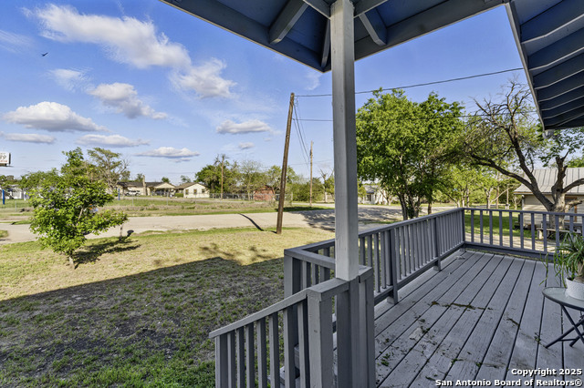 556 Gode Property Photo 5