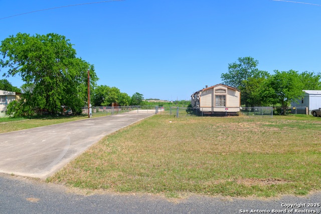 6022 Pioneer Rdg Property Photo