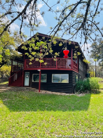 272 N Lakeshore Dr Property Photo