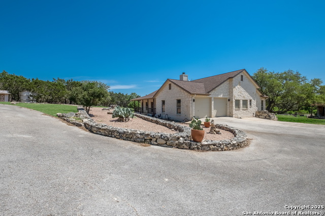 1018 Coyote Ridge Property Photo