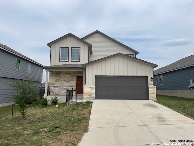 135 Antler Bend Property Photo 1
