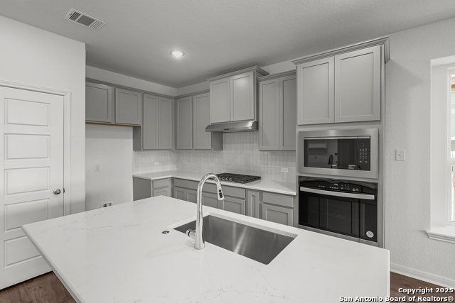 10828 Coppola Property Photo 6