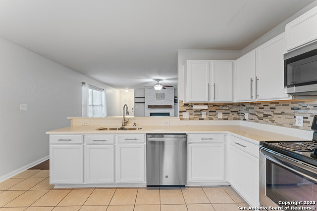 10926 Acorn Cyn Property Photo 7