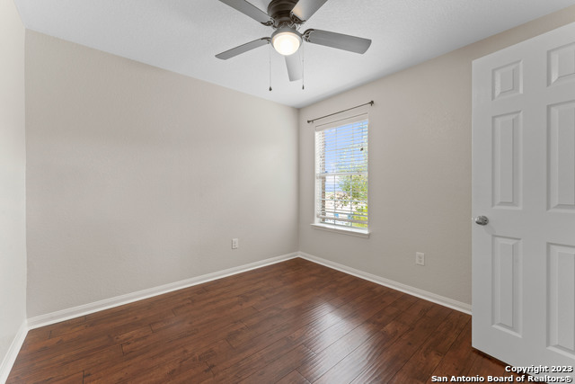 10926 Acorn Cyn Property Photo 8