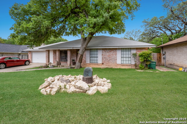 2542 Old Trl Property Photo