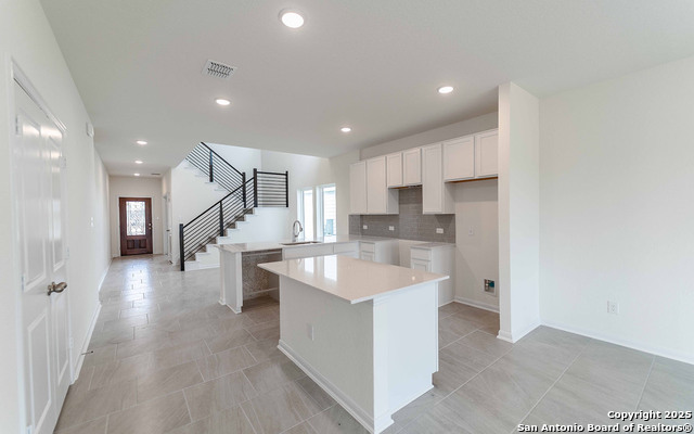 8843 Grey Elm Property Photo 8