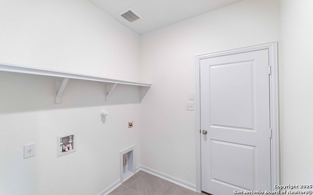 8843 Grey Elm Property Photo 21