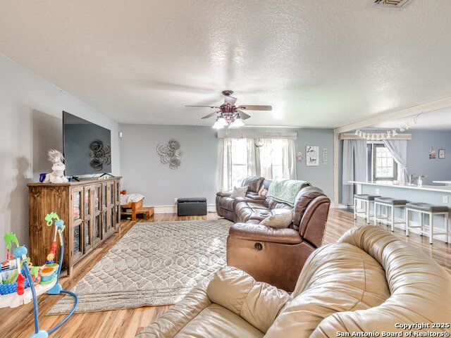 689 Northgap Property Photo 5