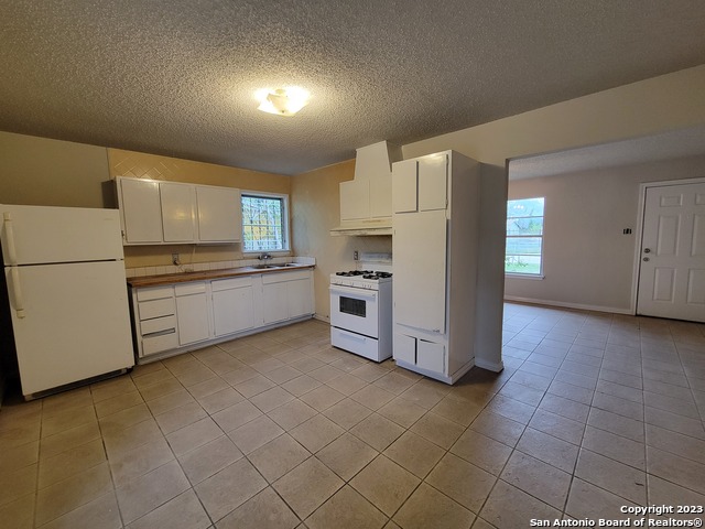 302 Zabra Property Photo 7