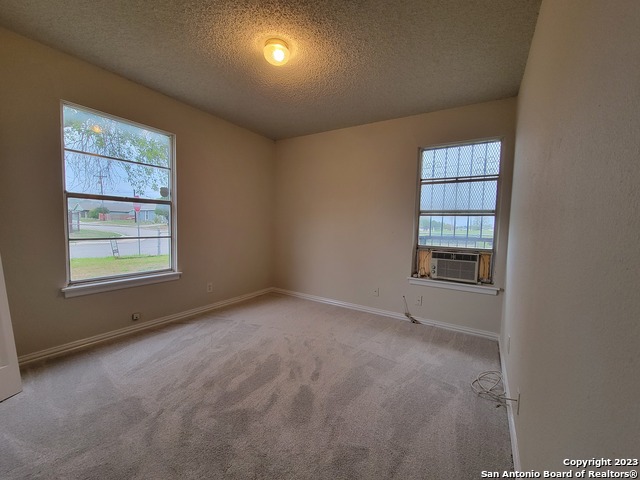 302 Zabra Property Photo 9