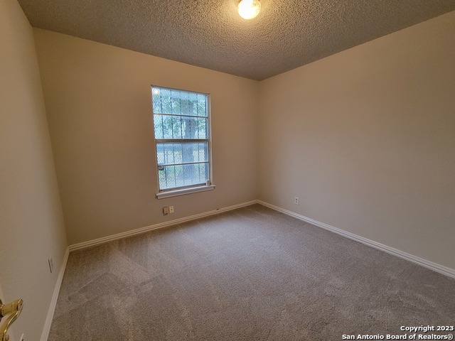 302 Zabra Property Photo 10