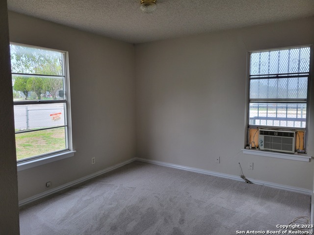 302 Zabra Property Photo 11