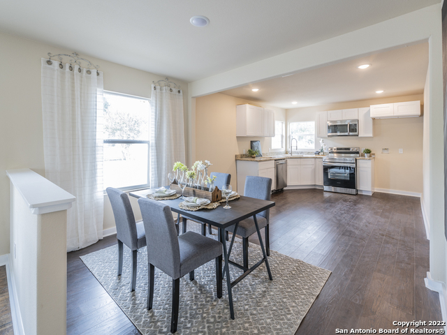 1537 Alhambra Property Photo 9