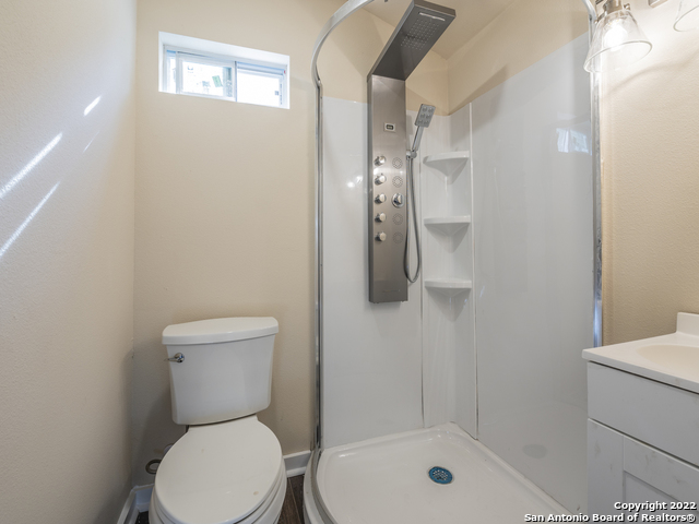 1537 Alhambra Property Photo 15