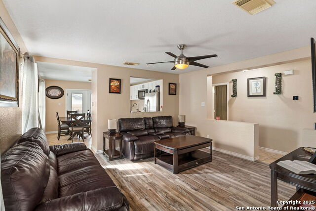 10130 Amber Coral Property Photo 3