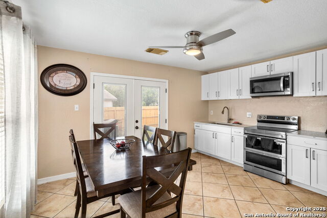 10130 Amber Coral Property Photo 5